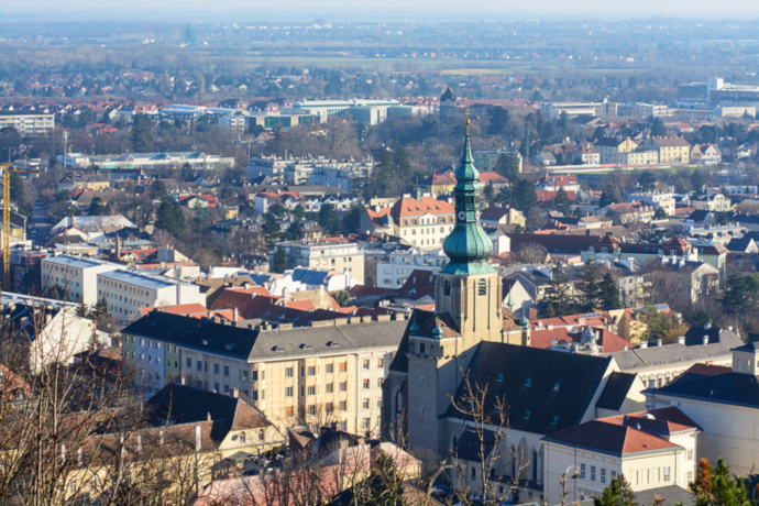 Vienna Airport is located 18 km from Vienna city centre.